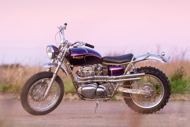 Kawasaki W650 desert sled by Dirty Dick's Motos